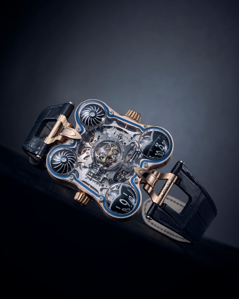 MB&F Horological Machine No.6 Space Pirate —