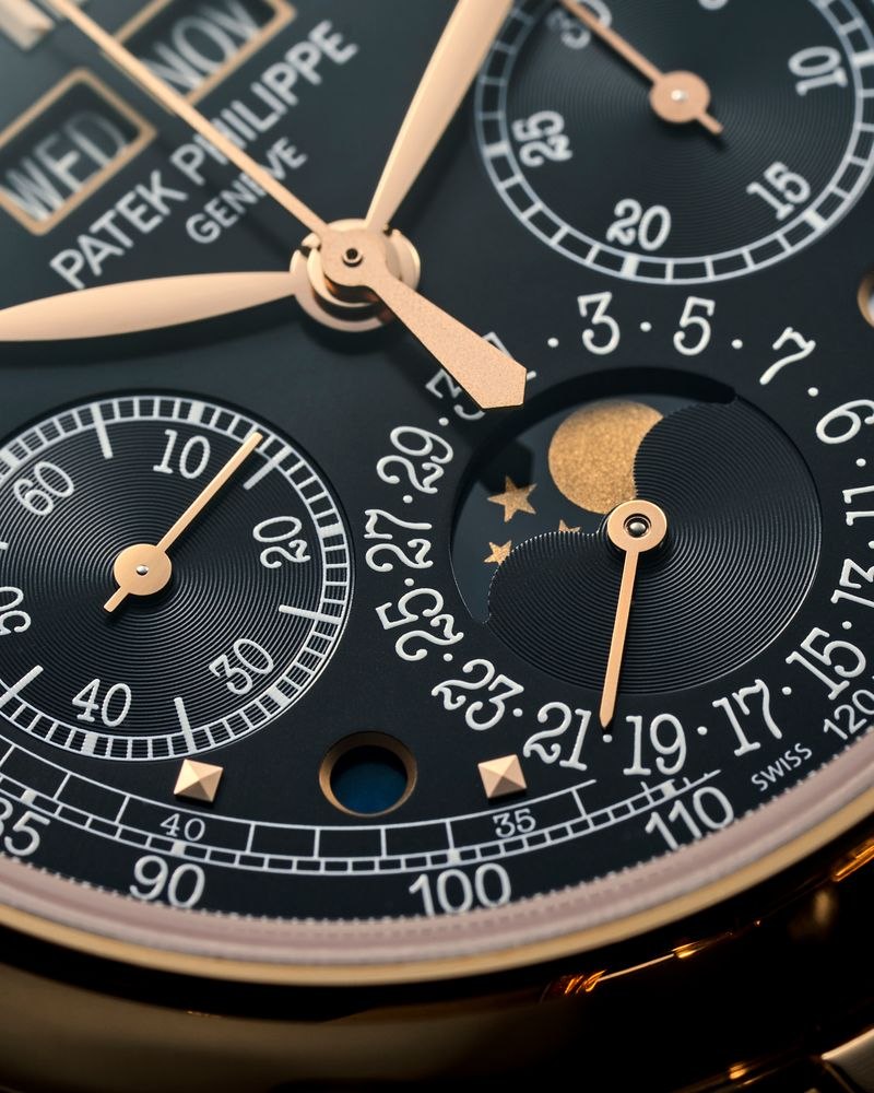 Patek Philippe Perpetual Calendar Chronograph 5270/1R —